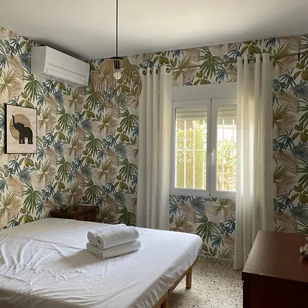 Casa Dos Leones * Бенитачель