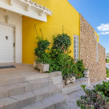 Casa Dos Leones *