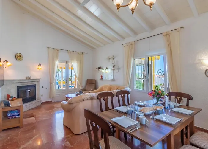 Casa Dos Leones * Benitachell