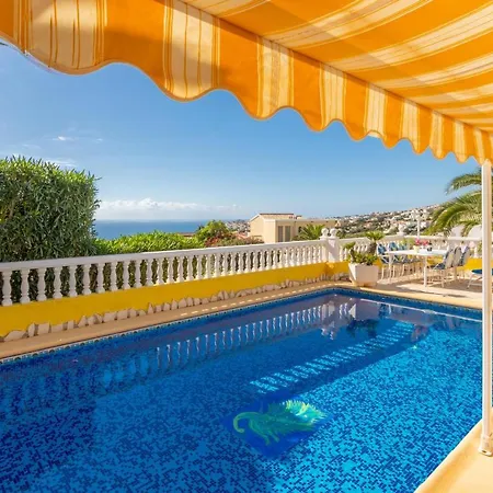 Villa Casa Dos Leones *